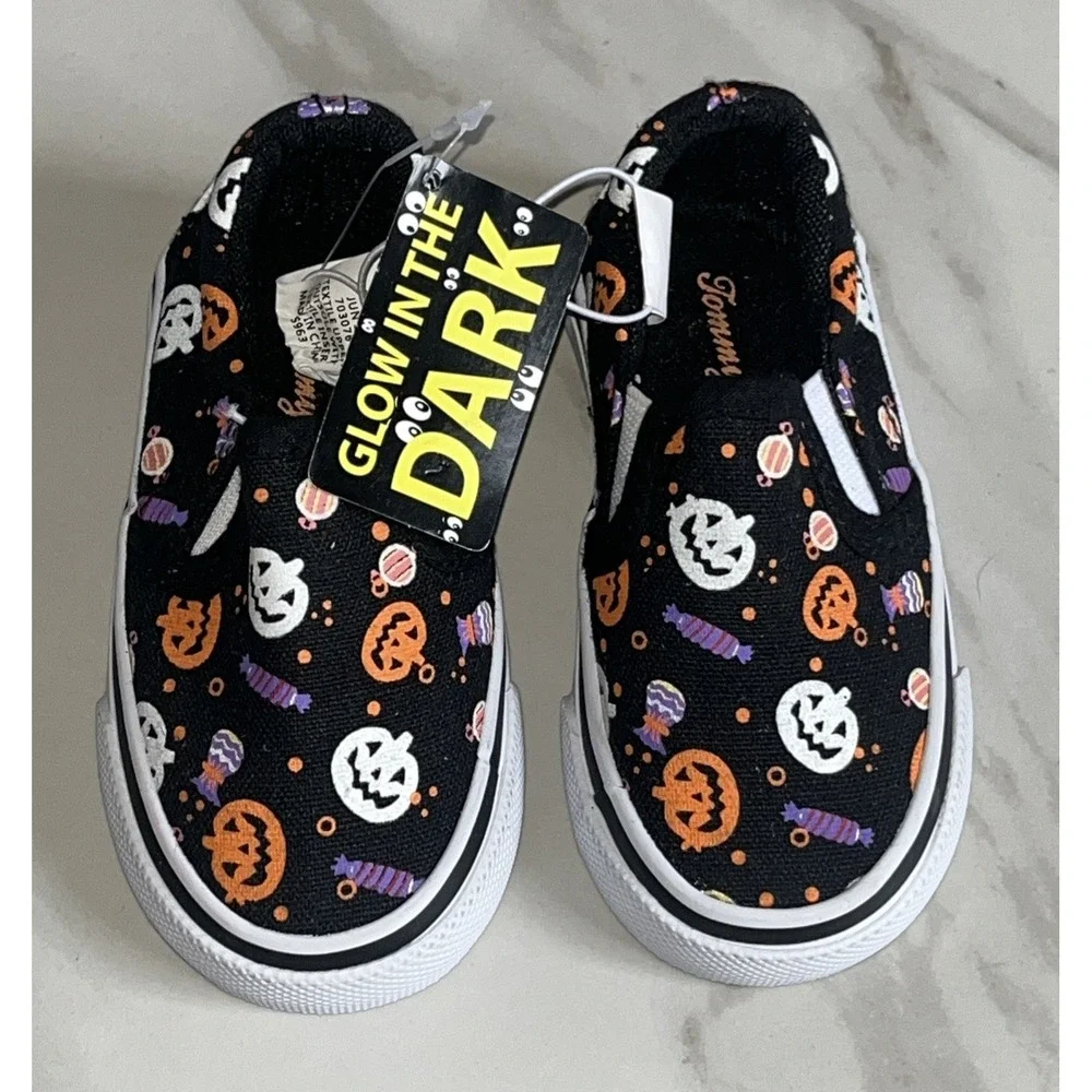 Tommy‎ Bahama Toddler 5 Slip-On Shoes Pumpkins Candy Halloween Glow in the Dark
